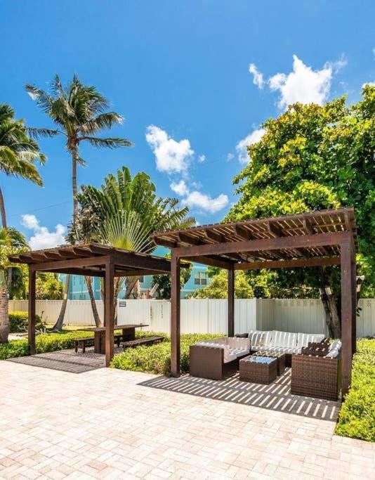 Beach Living At Island Pine Villas George Town Zewnętrze zdjęcie